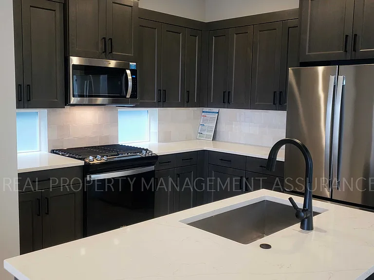 7365 SE Benedict St — Photo 42
