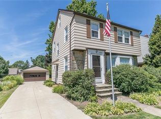 1884 Oakmount Rd, South Euclid, OH 44121