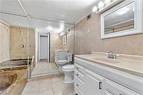 1000 Parkview Dr #507 Photo 1