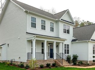102 Nairn, Smithfield, VA 23430