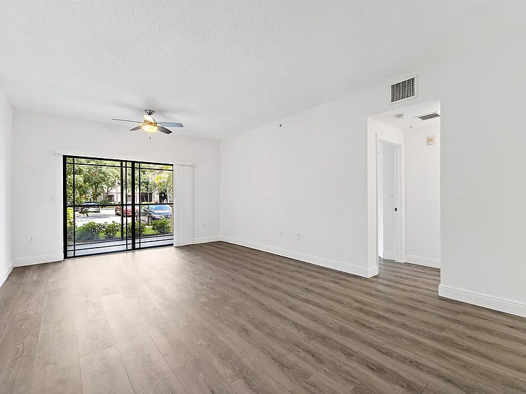 2730 Anzio Ct #106 — Photo 6