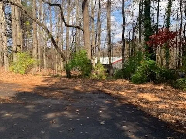 3308-3309 Weeks Cir NE, Cleveland, TN 37312