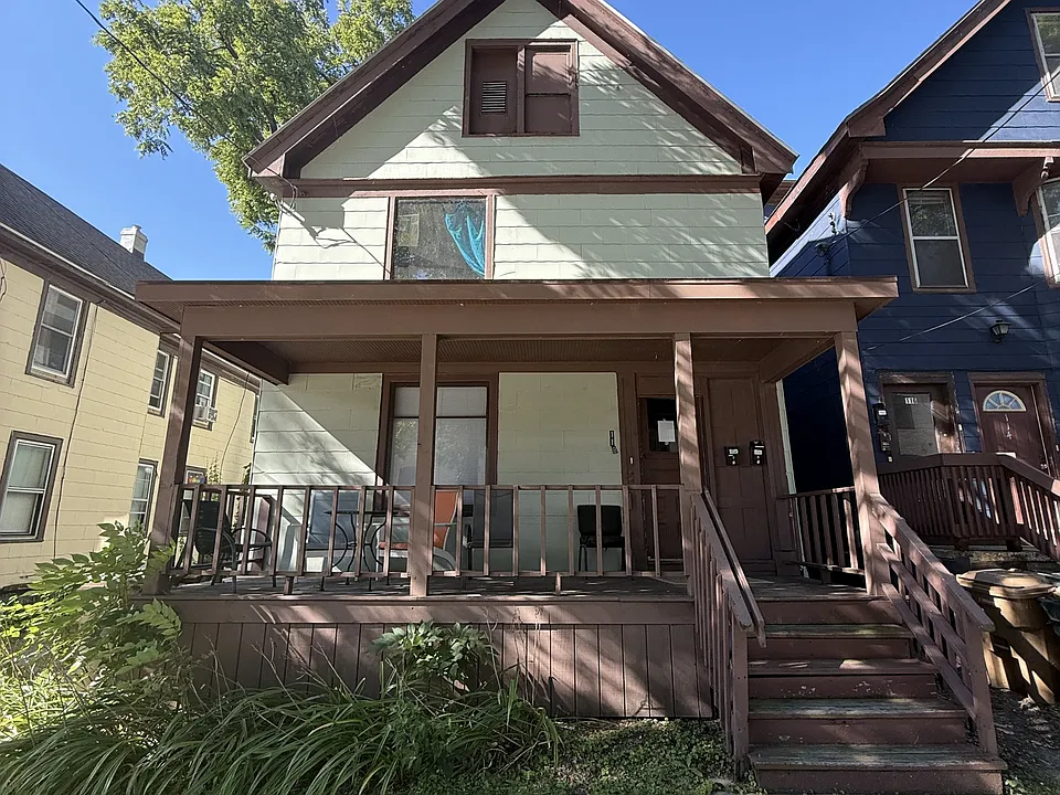 118 S Blair St #2