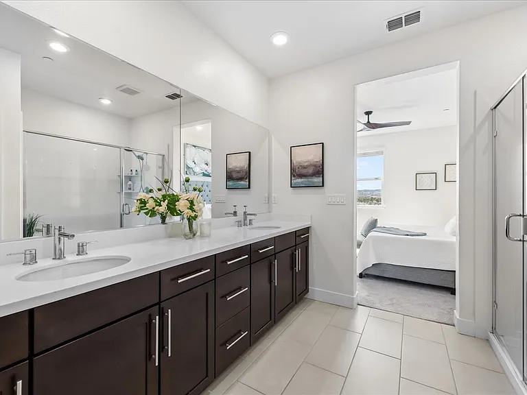 3910 Scottfield St — Photo 46