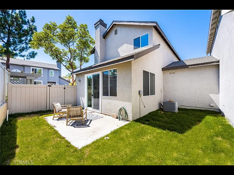 811 N Siavohn Dr — Photo 18