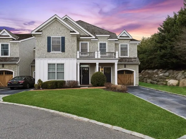 112 High Pond Ln, Southampton, NY 11968