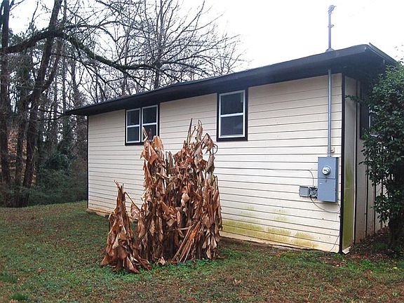 2nd image of 3421 Adkins Rd NW