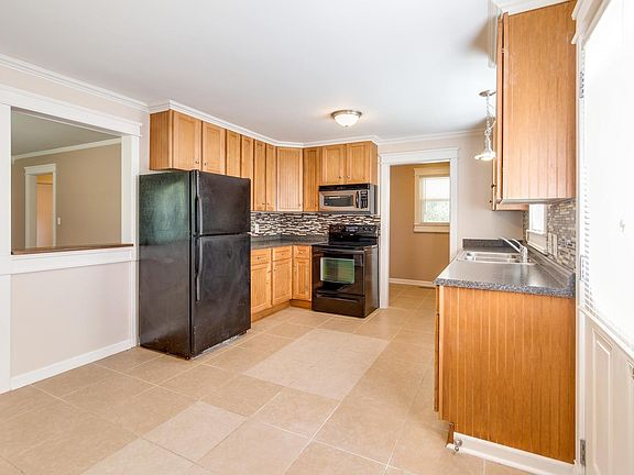 4th image of 102 Norris Dr