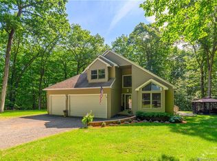 23 Southeast Trl, Brookfield, CT 06804