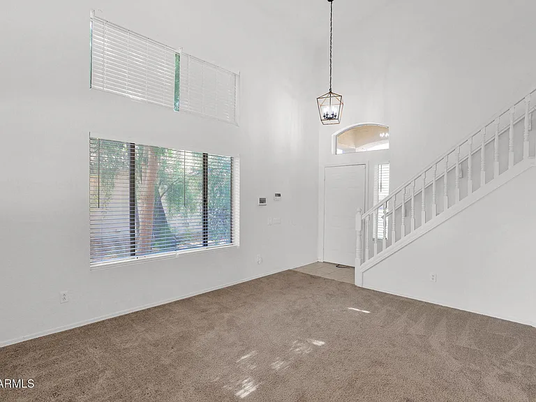 3415 E Menadota Dr — Photo 6
