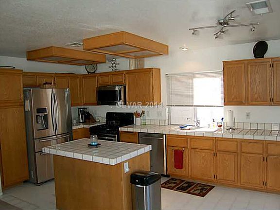2nd image of 7054 Orange Grove Ln
