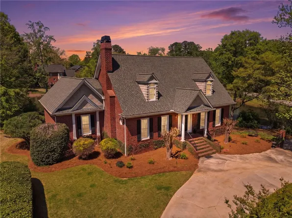 401 Four Lakes Dr, Easley, SC 29642