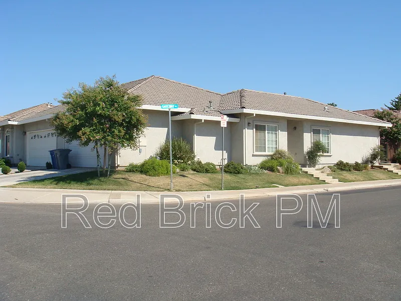 620 Gateway Dr