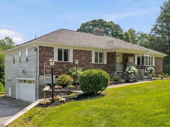 24 Uptack Rd, Groveland, MA 01834