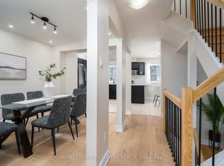 200 Murison Blvd #8, Toronto, ON M1B 3R9