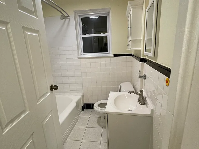 457 River Dr #2 — Photo 3