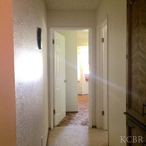 2nd image of 547 Warren Dr