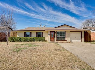 1445 E Park Dr, Mesquite, TX