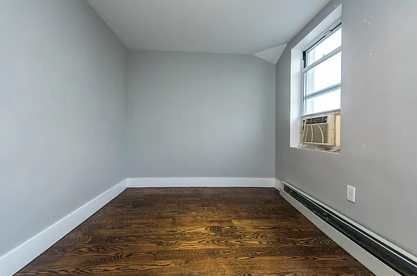 Rented by Nooklyn NYC LLC | media 87