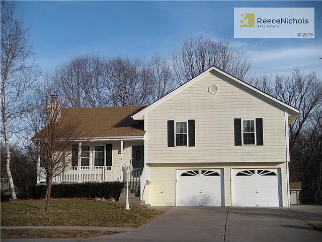 1st image of 301 SE Bordner Dr
