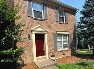 7460 Adams Park Ct, Annandale, VA 22003
