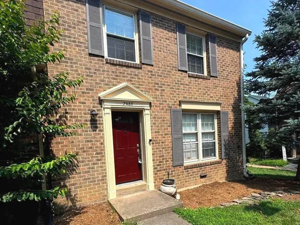 7460 Adams Park Ct, Annandale, VA 22003