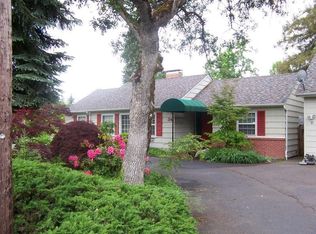 34 Richmond Ave, Medford, OR