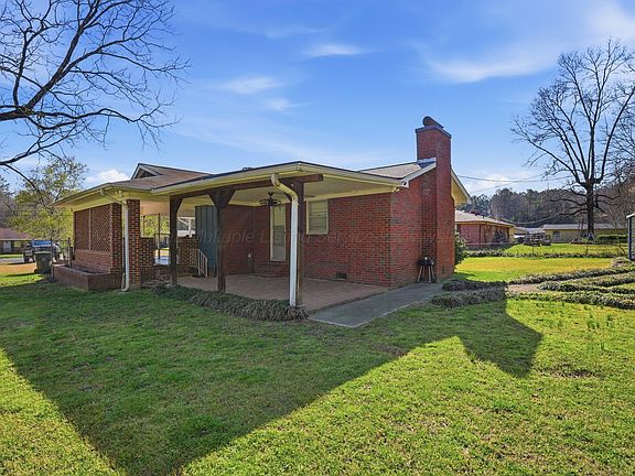 5th image of 1804 Devon Dr