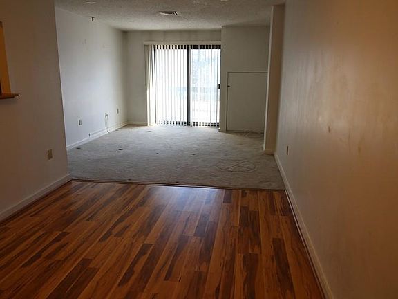 5th image of 90 Quincy Shore Dr APT 121