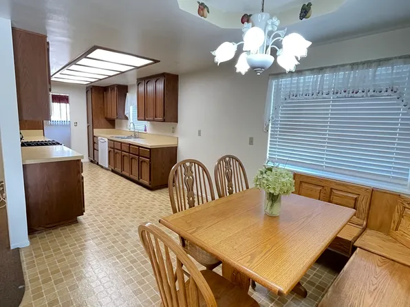 2127 W Orange Ave, Anaheim, CA 92804