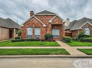 306 Moss Hill Rd, Irving, TX 75063