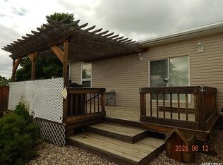 0 Bonneau Ave #104, Gravelbourg, SK S0H1X0