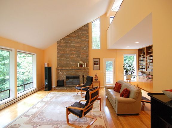 Living room, side view