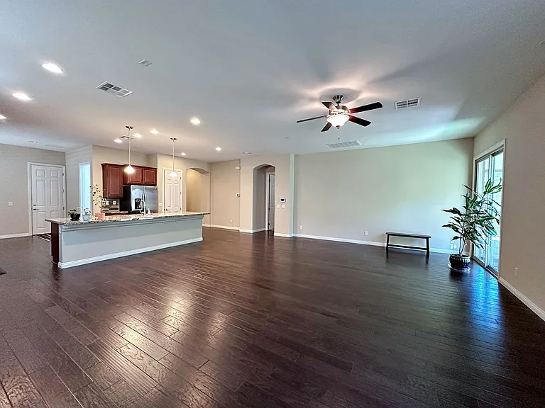 71 Newton Ridge Way — Photo 11