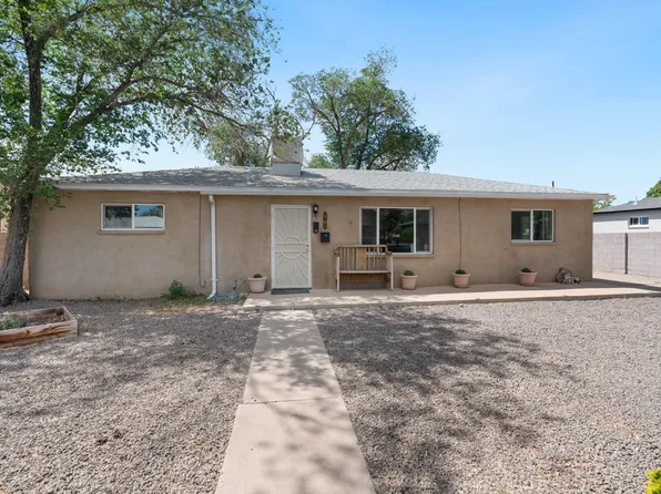 2705 Garcia St NE, Albuquerque, NM 87112