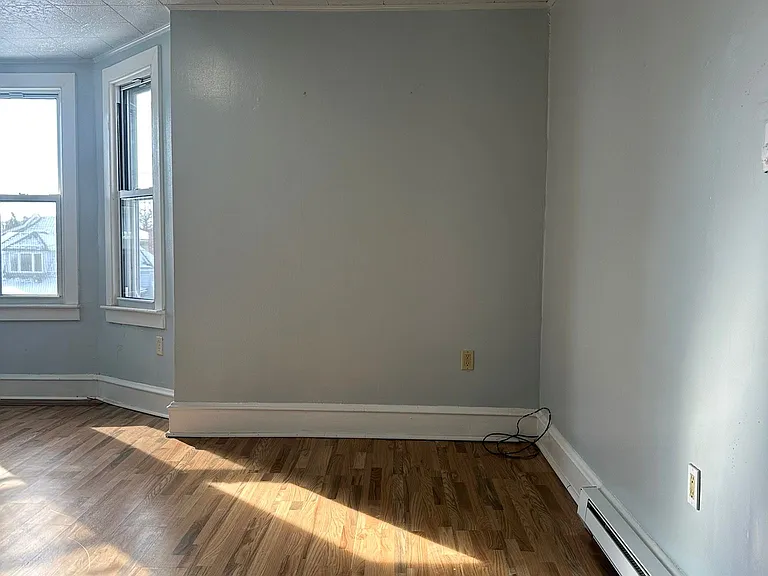 405 W 21st St #3 — Photo 7