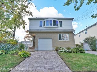 93 Ogorman Ave, Staten Island, NY 10306