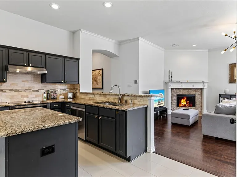 9383 Homestead Ln — Photo 8