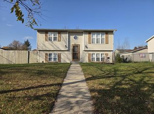 6407 N 106th St, Milwaukee, WI 53224