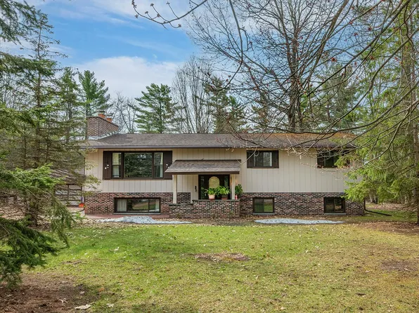 8535 Woodland Ct, Woodruff, WI 54568