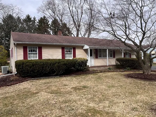 20 Wilmor Dr, East Windsor, NJ 08520