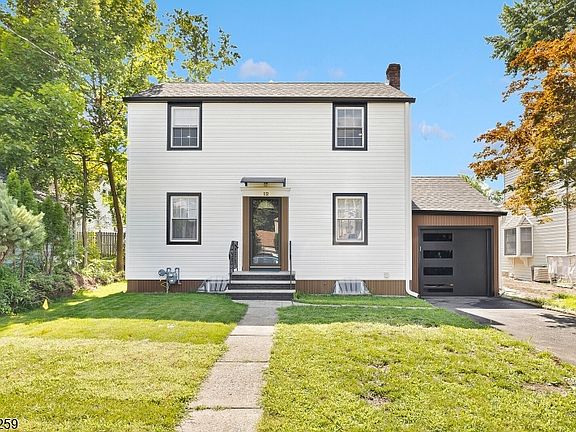 3rd image of 12 Renner Ave