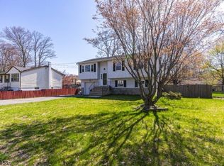 119 Idalroy Trl, Hopatcong, NJ 07843