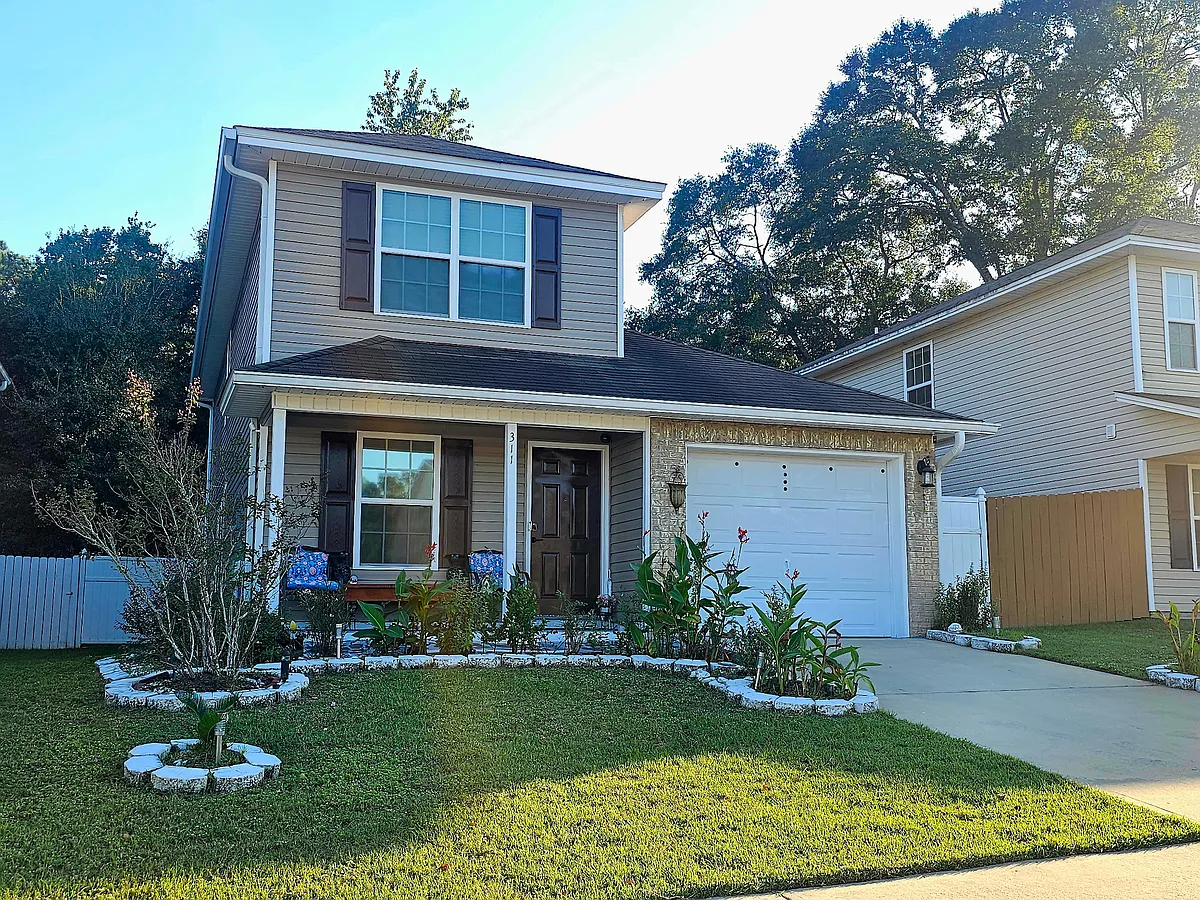 Building Photo - 311 Dahlquist Dr