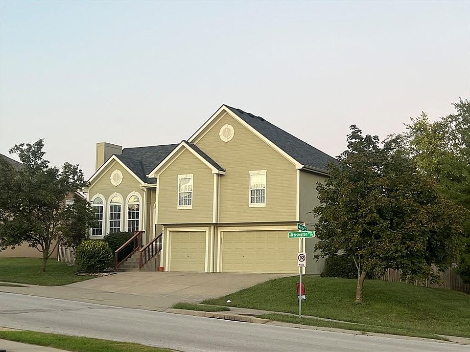 1st image of 8611 N Mersington Ave
