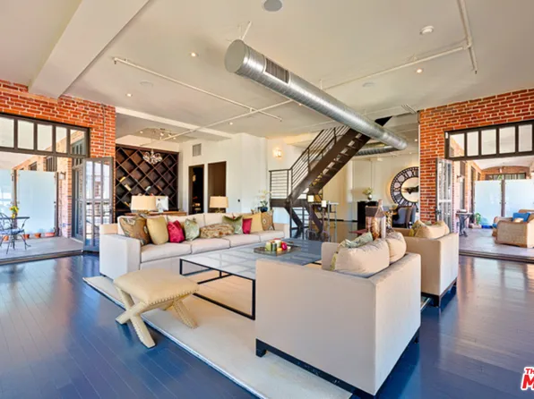 1645 N Vine St #1006, Los Angeles, CA 90028