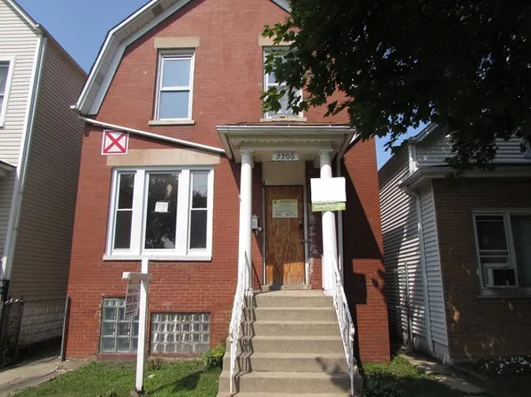 2200 N Mango Ave, Chicago, IL 60639