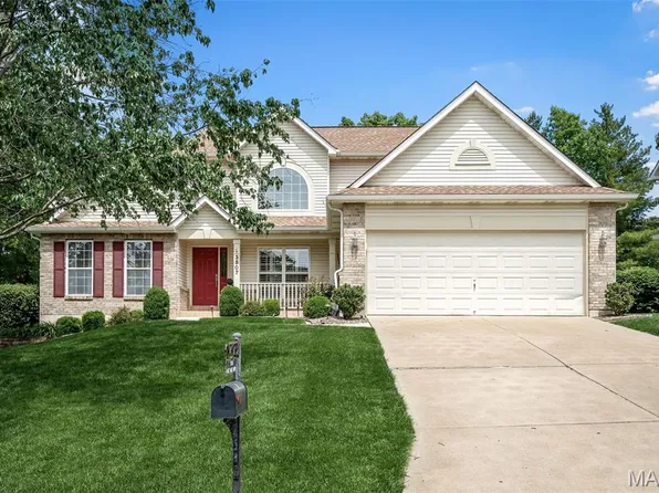 3507 Post Valley Dr, O'Fallon, MO 63368