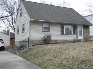 211 S Roanoke Ave, Youngstown, OH