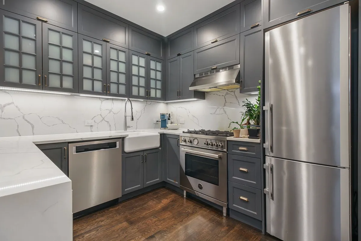 Building Photo - 124 Thompson St #11/12